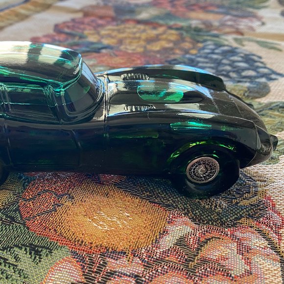Vintage 1970s AVON Glass Jaguar XK-E Collectable Decanter with After Shave - Picture 9 of 10
